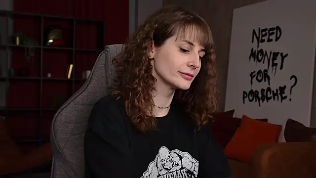 OliviaMcClean online show from May 1, 11:53 pm
