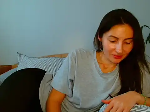 Irina9793 online show from March 30, 9:43 am