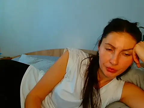 Irina9793 online show from April 6, 8:59 am