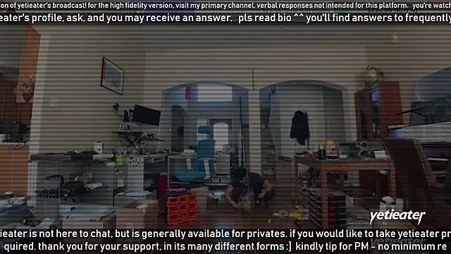 Snapshot of yetieater chatting on January 6, 9:00 pm yetieater online show from January 6, 9:00 pm