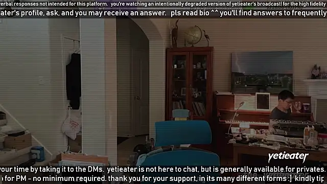 Snapshot of yetieater chatting on January 24, 10:08 pm yetieater online show from January 24, 10:08 pm