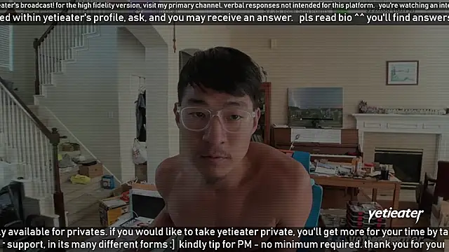 Snapshot of yetieater chatting on March 11, 6:52 pm yetieater online show from March 11, 6:52 pm