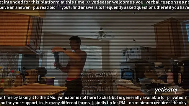 Snapshot of yetieater chatting on February 27, 2:17 pm yetieater online show from February 27, 2:17 pm