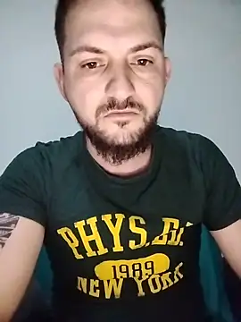 iurinicola online show from February 17, 10:49 pm