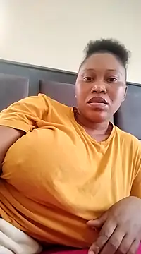 JuicyMilkyTizzy online show from March 15, 2:55 pm