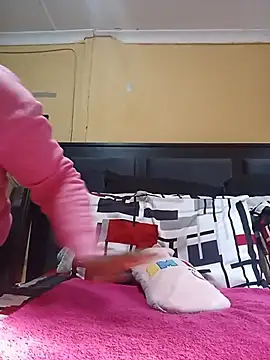 JuicyMilkyTizzy online show from June 3, 7:22 am