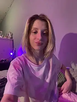 Snapshot of amorearte_m chatting on March 4, 4:30 pm amorearte m online show from March 4, 4:30 pm