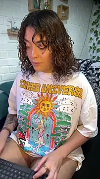 LiraSonnett online show from November 29, 9:18 pm