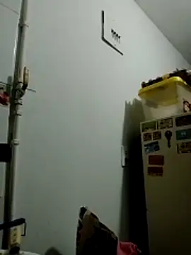 Snapshot of Ehilyn chatting on November 23, 2:33 am Ehilyn online show from November 23, 2:33 am