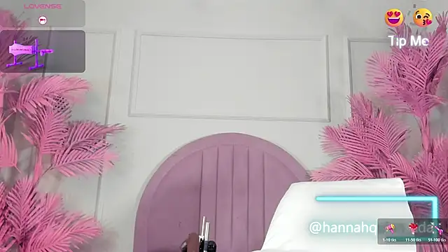 Hanaahquinn online show from February 5, 11:37 am