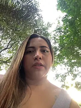 lunaxxx 69 online show from December 3, 10:08 pm