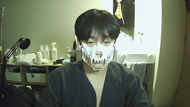 Snapshot of sdamvo2 chatting on December 17, 11:27 am sdamvo2 online show from December 17, 11:27 am