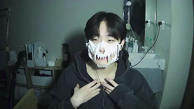 Snapshot of sdamvo2 chatting on March 24, 1:38 pm sdamvo2 online show from March 24, 1:38 pm