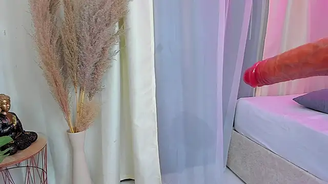 Snapshot of im_hanna1 chatting on November 28, 8:00 pm im hanna1 online show from November 28, 8:00 pm