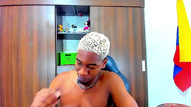 Dreamastercum  online show from January 19, 12:31 pm