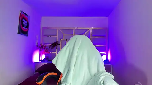 tamara rouse1 online show from September 13, 4:45 am