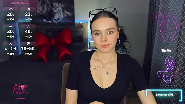 EmelyMason online show from February 12, 12:44 pm