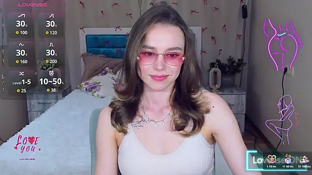 EmelyMason online show from April 17, 11:35 am