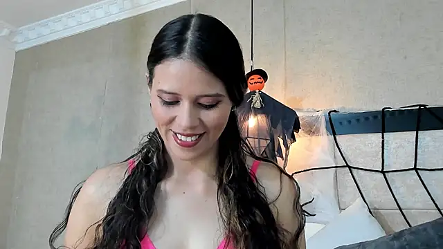 LiliJensen online show from October 24, 8:16 pm