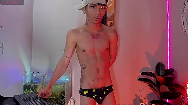 CRAZY-BOY99 online show from October 2, 9:05 am