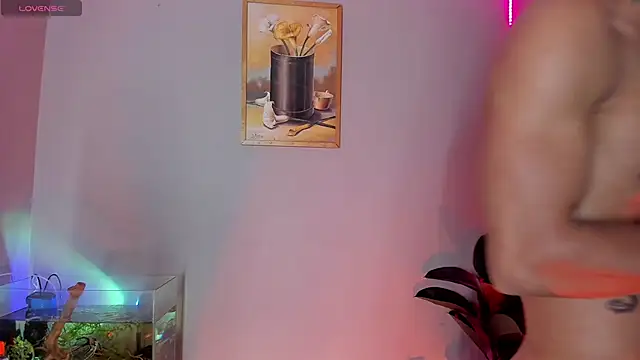 CRAZY-BOY99 online show from October 7, 10:34 am