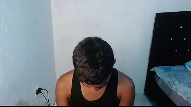 Snapshot of Jampier_sexyboy chatting on March 9, 12:10 am Jampier sexyboy online show from March 9, 12:10 am