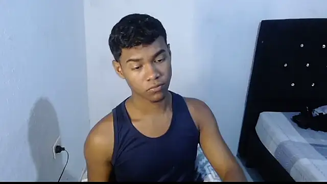 Snapshot of Jampier_sexyboy chatting on March 14, 5:46 pm Jampier sexyboy online show from March 14, 5:46 pm