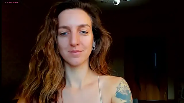 Snapshot of desired_zzoya chatting on October 28, 3:21 am desired zzoya online show from October 28, 3:21 am