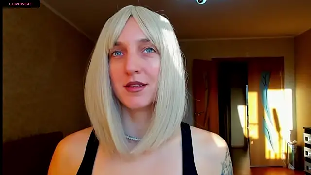 Snapshot of desired_zzoya chatting on November 18, 3:01 am desired zzoya online show from November 18, 3:01 am