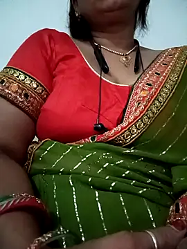 Snapshot of Neha-Bhabhi-Rasily chatting on November 3, 7:42 am Neha-Bhabhi-Rasily online show from November 3, 7:42 am