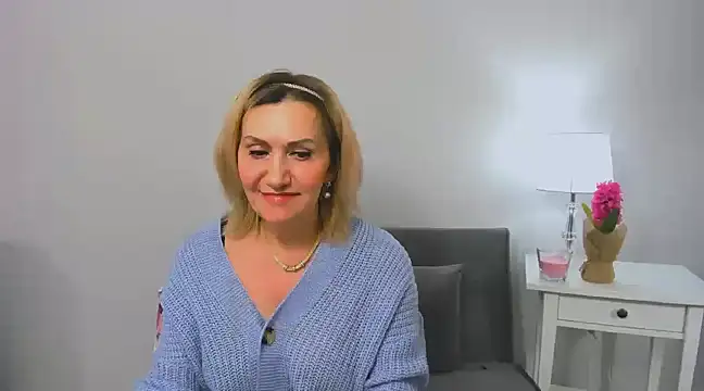 IsabellaSexyMilf online show from March 6, 4:07 pm
