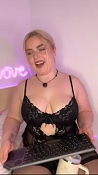 April Vancee online show from April 12, 12:21 pm