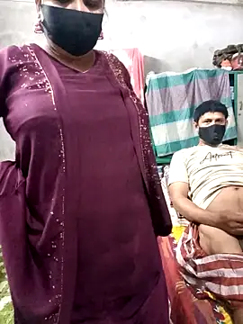 Snapshot of Pakhi_Couple_69 chatting on October 10, 5:23 pm Pakhi Couple 69 online show from October 10, 5:23 pm