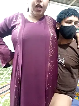 Snapshot of Pakhi_Couple_69 chatting on October 16, 5:47 pm Pakhi Couple 69 online show from October 16, 5:47 pm