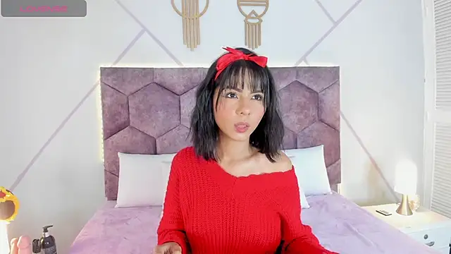 aurora collinss  online show from October 21, 12:39 pm