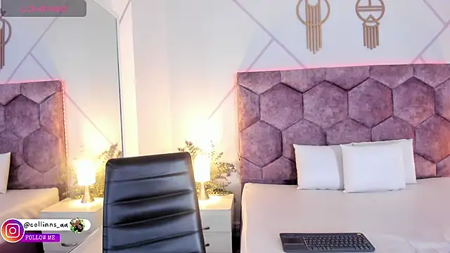 aurora collinss  online show from February 10, 1:15 pm