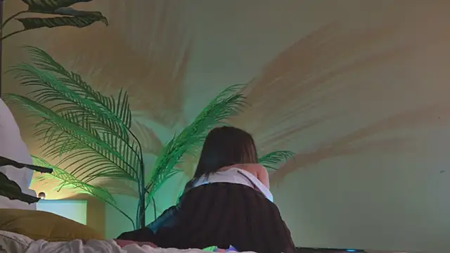 Amanda River online show from March 2, 9:10 pm