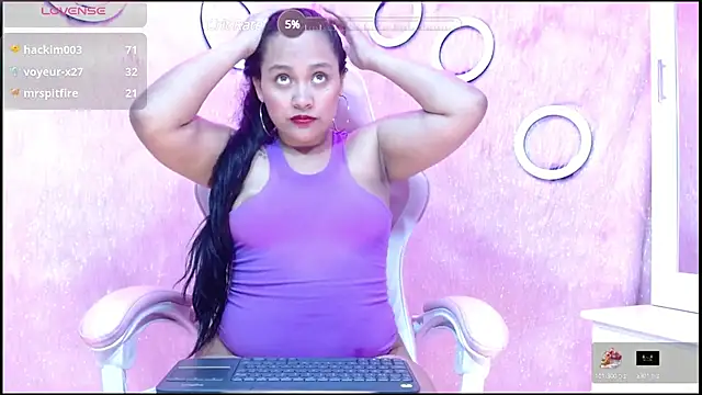 i am karoll online show from March 8, 3:28 am