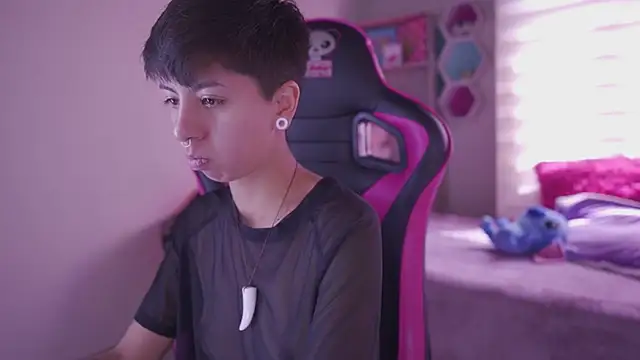 tommy blue online show from March 9, 3:27 pm