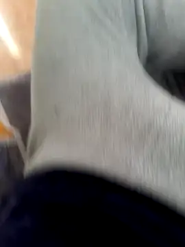 Snapshot of ategurl192 chatting on December 15, 8:07 am ategurl192 online show from December 15, 8:07 am