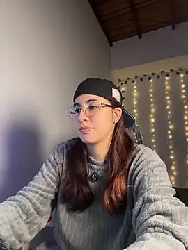 Camil Lee online show from October 28, 2:37 am