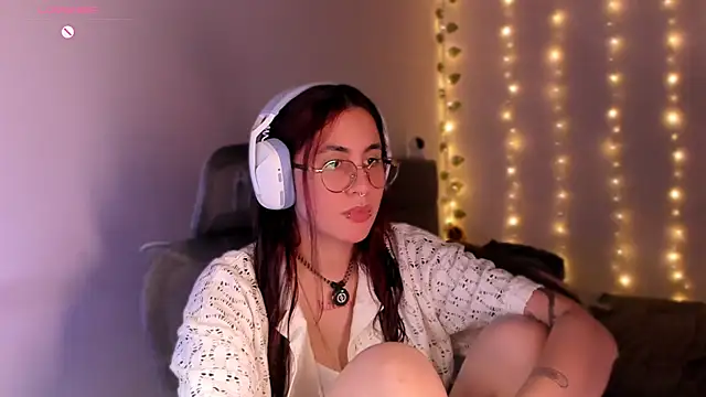 Camil Lee online show from November 9, 4:55 am