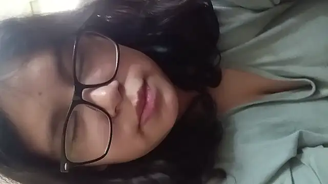 Maferyale online show from February 6, 5:05 pm