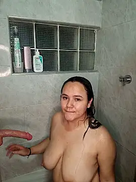 mandy-moore online show from April 4, 9:23 pm