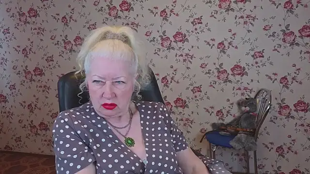 Maya Mayflower online show from April 12, 3:00 am