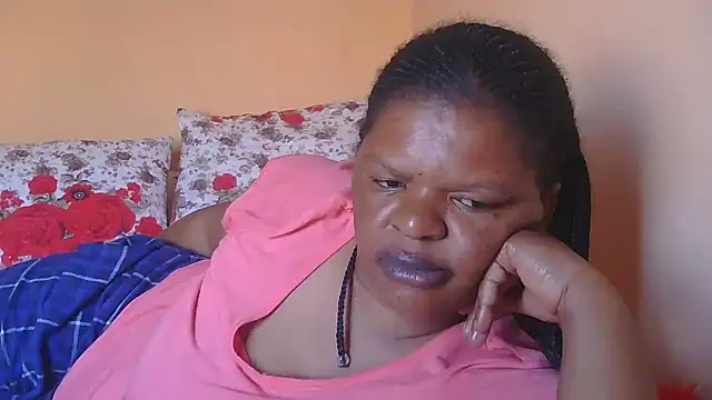 Snapshot of ebony_rose11 chatting on October 23, 3:00 pm ebony rose11 online show from October 23, 3:00 pm