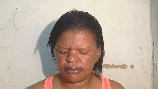 Snapshot of ebony_rose11 chatting on October 31, 7:59 pm ebony rose11 online show from October 31, 7:59 pm