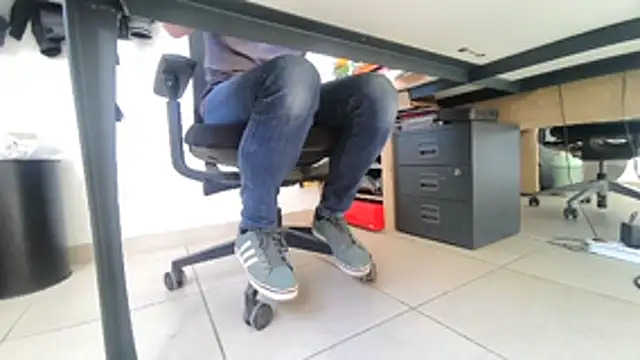 GM51-1988 online show from April 8, 3:23 pm