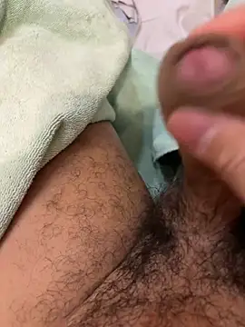 Snapshot of Runstat chatting on March 19, 12:37 am Runstat online show from March 19, 12:37 am