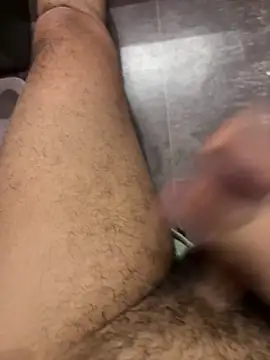 Snapshot of Runstat chatting on November 4, 10:20 pm Runstat online show from November 4, 10:20 pm